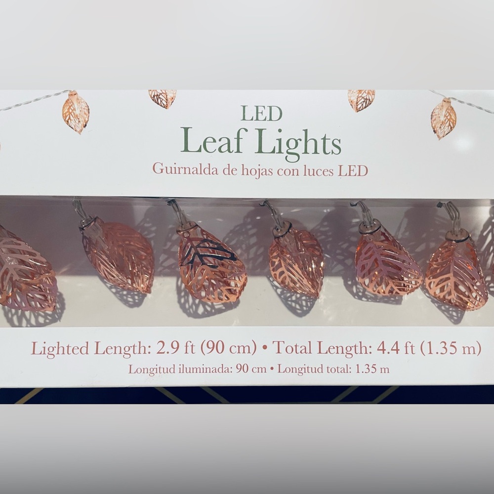 LOVE & LEAVES metal gold leaf string lights